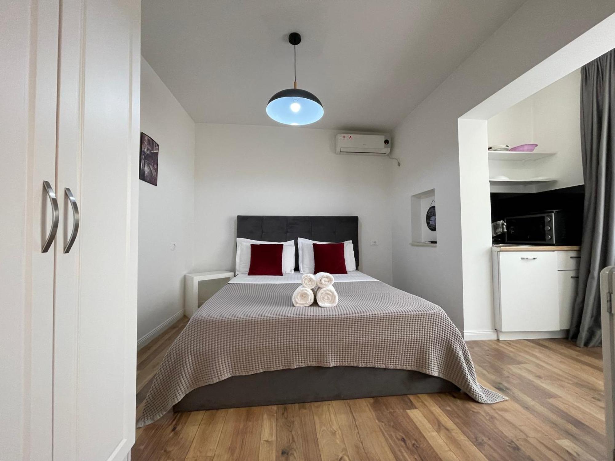 Central Studio Apartments Appart hôtel Tirana